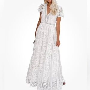 Chic White Lace Maxi Dress